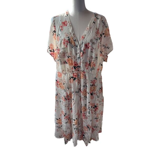 Torrid Ivory Floral Challis Mini Shirt Dress Size 4X NWT - Picture 4 of 9